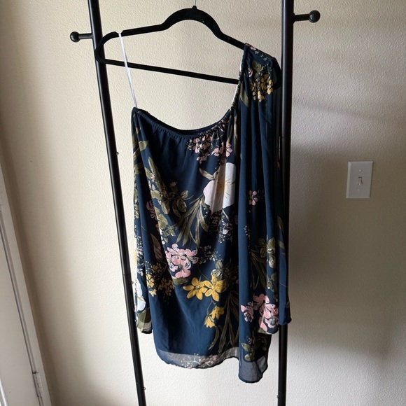 Lulus Tops - Lulu's Navy Floral Off-Shoulder Blouse